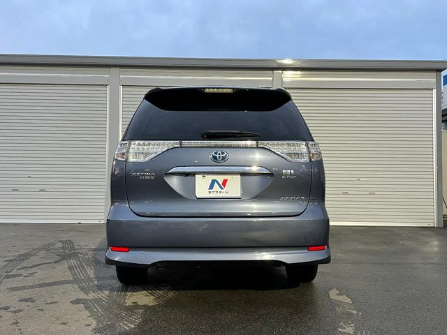 安心の最長10年・走行無制限保証(有償)をご用意。保証内容も充実はもちろん、無料点検&オイル交換や、年中無休の全国・24時間ロードサービスも付帯されておりますのでご安心下さい。