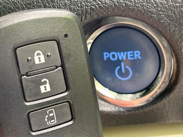 �y�X�}�[�g�L�[�z�J�o����|�P�b�g�ɓ��ꂽ�܂܂ł��h�A�̎{���E�������\�ȃX�}�[�g�L�[�𑕔��B�G���W���̃I���E�I�t�����J�M�����o���K�v����������Ƃ��Ă��֗��ł���