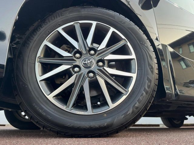 �y����16�C���`�A���~�z�C�[���z�O�ςɃ}�b�`���������A���~�z�C�[���𑕒����Ă���܂��B�e��ЊO�A���~�z�C�[����A�X�^�b�h���X�^�C�����戵�����Ă���܂��B���񂲑��k����������