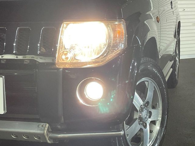 ヘッドライトやテールランプ&アルミホイール等の各種コーティングもオススメしております。レンズ部分の黄ばみや汚れを抑え、きれいな状態をメンテナンスレスで保てます♪