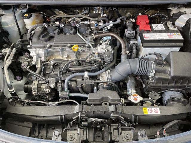 親切・丁寧な専門メカニックスタッフが応対!・車検・点検整備・事故等の修理などアフターサービスも安心。お車のカスタマイズもネクステージのサービススタッフまでご相談ください!