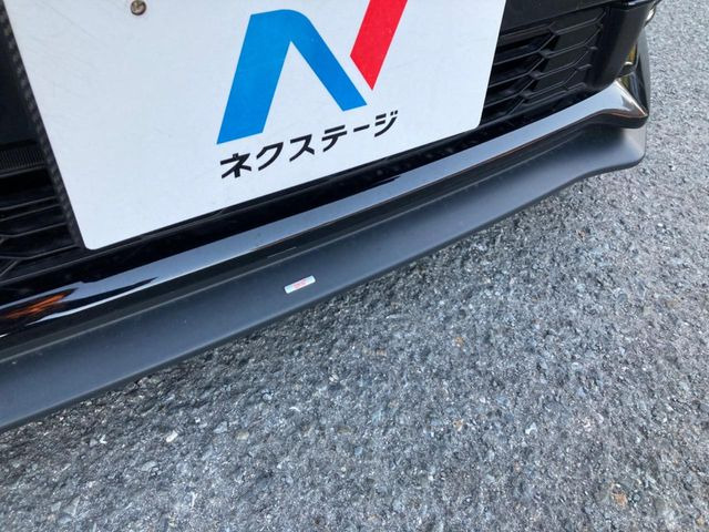 【STIエアロ】人気のSTIエアロを装備!クルマの外観がよりスタイリッシュになり、街中で存在感あふれる1台に♪将来買い替える時にもリセールに影響しやすく、価値ある人気の装備です!