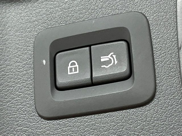 �y�p���[�o�b�N�h�A�z�X�}�[�g�L�[��^�]�Ȃ̃{�^�������������Ń��A�Q�[�g�������ŊJ���܂�!�ו��������Ă��鎞��A�����ʒu�ɂ���o�b�N�h�A��߂�ۂɕ֗��ȋ@�\�ł���