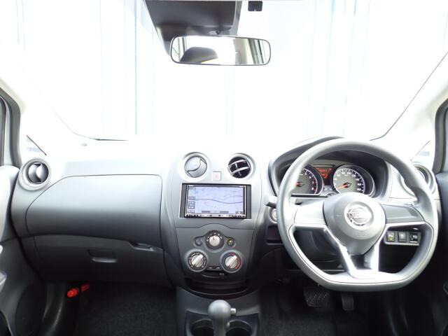 �C���p�l�摜�ɂȂ�܂��B�ԓ��͐��Ǝ҂ɂĎ����N���[�j���O�{�H�ς݂Ȃ̂ŁA��ϐ����ł��B