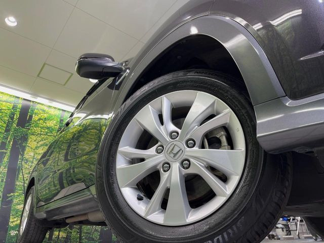 �y����16�C���`�A���~�z�C�[���z�O�ςɃ}�b�`���������A���~�z�C�[���𑕒����Ă���܂��B�e��ЊO�A���~�z�C�[����A�X�^�b�h���X�^�C�����戵�����Ă���܂��B���񂲑��k����������