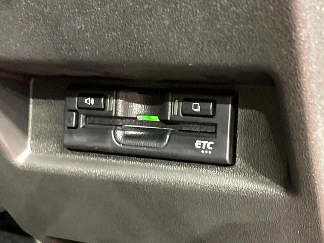 【ETC】高速道路の料金所をストレスなく通過!話題のスポットやサービスエリアに多い「スマートIC」利用時は必須のアイテムです。当店でセットアップを実施、ご納車当日からすぐにご利用いただけます!