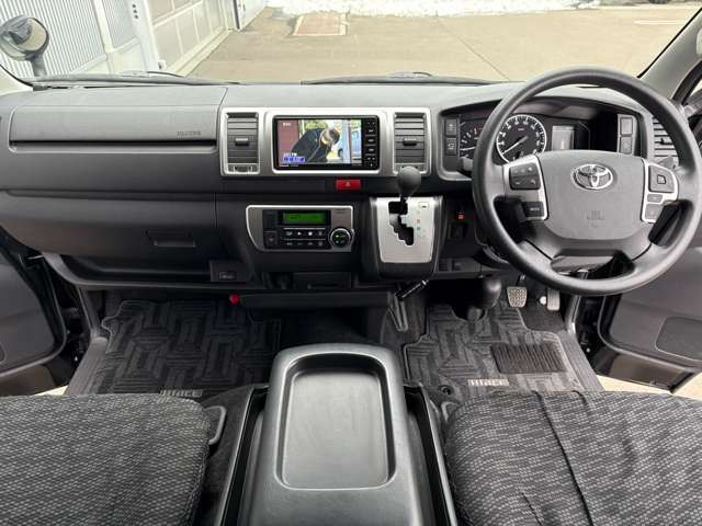 ハイエースバン2.8 スーパーGL ロング ディーゼル 4WD