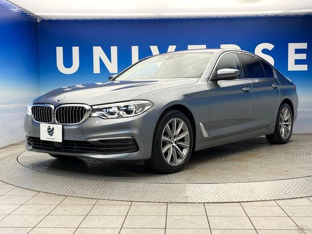 �������t�т̕ۏ؂̑��A���S�̍Œ�3�N�E���s�������ۏ�(�L��)�����p�ӁB�A���Ԃ����S���Ă��y���݂���������l�A�ۏؓ��e���[���͂������A�����_��&�I�C�������⃍�[�h�T�[�r�X���t�т��Ă���܂��B