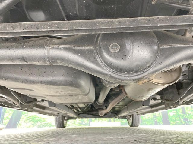 下回りがきれいなうちに、防錆加工の施工がオススメ。降雪地域はもちろん、沿岸部にお住いの方や、趣味でマリン・ウィンタースポーツをされる方にご好評いただいております。