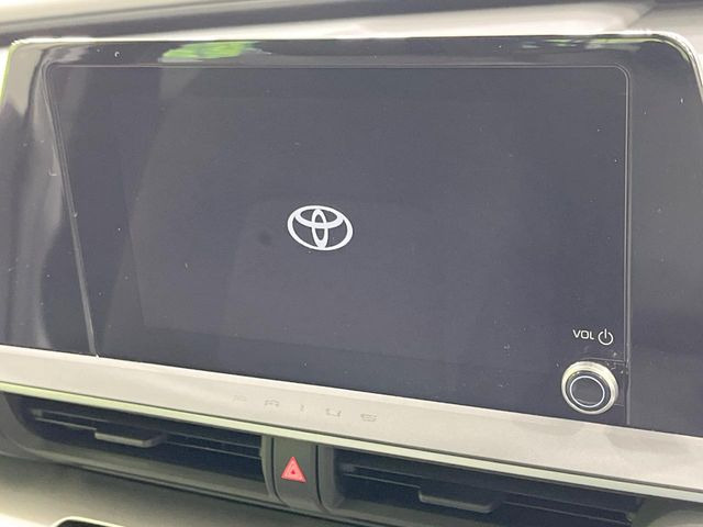 �y8�C���` �f�B�X�v���C�I�[�f�B�I�z���ʂ̃f�B�X�v���C��AppleCarPlay��AndroidAuto�����p�\�B�傫�ȉ�ʂŃX�}�z�i�r�A�v���������p���������܂���