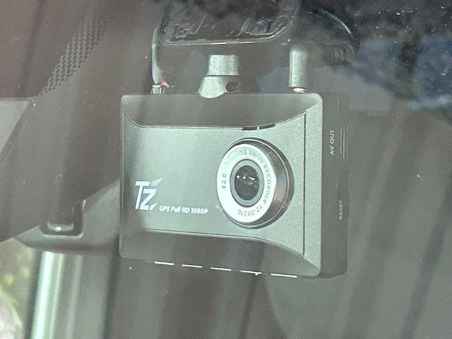 �y�h���C�u���R�[�_�[�z���S�E���S�ȃJ�[���C�t�ɕK�{�̃h���C�u���R�[�_�[�𑕔�!���s���͂������A������^�]�⎖�̂ɑ��������ۂ̏󋵂��f���ŋL�^���A����̃��X�N�ɔ����܂��B