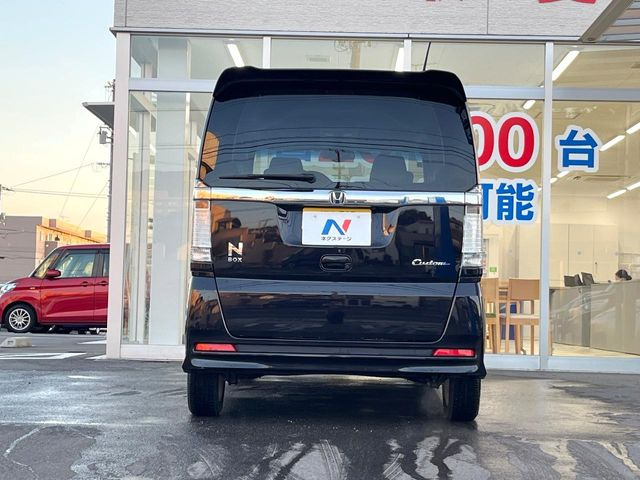 安心の最長10年・走行無制限保証(有償)をご用意。保証内容も充実はもちろん、無料点検&オイル交換や、年中無休の全国・24時間ロードサービスも付帯されておりますのでご安心下さい。