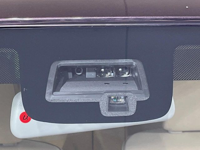 �y�X�Y�L �Z�[�t�e�B�T�|�[�g�z���s���ɑO���̎ԗ�����F�����A�Փ˂������Ȏ��͌x��ƃu���[�L�ŏՓˉ���Ɣ�Q�y�����A�V�X�g�B�����S�Ƀh���C�u�����y���݂��������܂��B