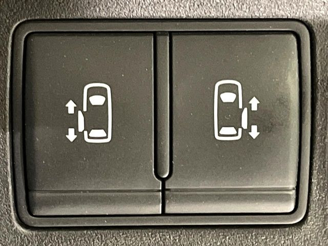 �y�����p���[�X���C�h�h�A�z�X�}�[�g�L�[��^�]�Ȃ̃X�C�b�`�Ō�ȗ����X���C�h�h�A�̊J���\���d��������͂����ăh�A���J����K�v�������A�����Ȃ��q�l�ł��ȒP�ɊJ���߂ł����K�ł���