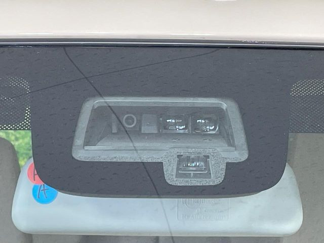 �y�X�Y�L �Z�[�t�e�B�T�|�[�g�z���s���ɑO���̎ԗ�����F�����A�Փ˂������Ȏ��͌x��ƃu���[�L�ŏՓˉ���Ɣ�Q�y�����A�V�X�g�B�����S�Ƀh���C�u�����y���݂��������܂��B