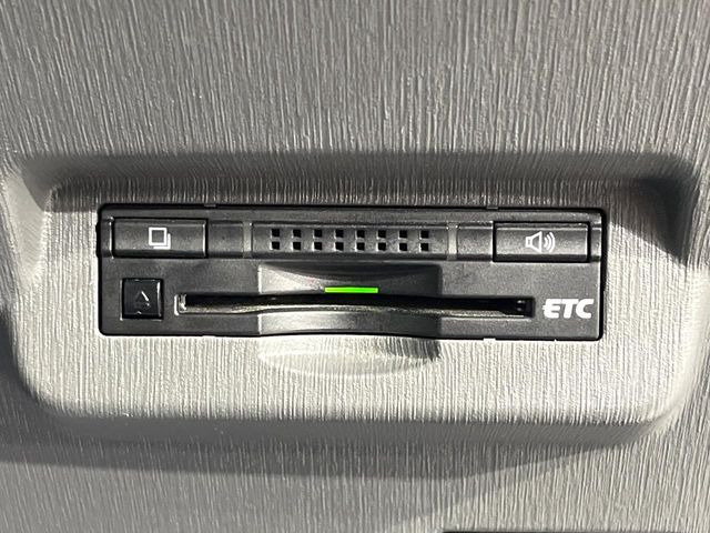 【ETC】高速道路の料金所をストレスなく通過!話題のスポットやサービスエリアに多い「スマートIC」利用時は必須のアイテムです。当店でセットアップを実施、ご納車当日からすぐにご利用いただけます!