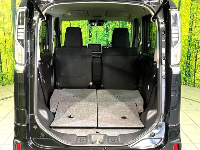 ���i�̂���������ʋ΁A���}���ɏ\���ȉ׎��X�y�[�X���m�ۂ��Ă���܂��B�Z�J���h�V�[�g��|���ƁA�傫�ȉו��̐ύڂ��\�ł���