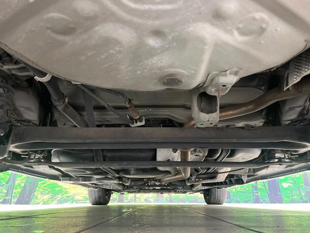 下回りがきれいなうちに、防錆加工の施工がオススメ。降雪地域はもちろん、沿岸部にお住いの方や、趣味でマリン・ウィンタースポーツをされる方にご好評いただいております。