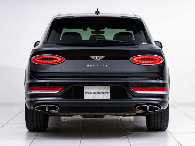 【 安心の最大381項目対象の有料保証 】エンジンやミッション等の機関系はもちろん、純正ナビやエアコンなどあらゆる部位が対象。年間あたり300万円の保証、24時間対応の窓口有、さらにタイヤ保証付き!