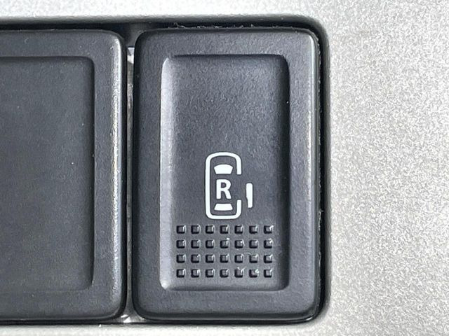 �y�����p���[�X���C�h�h�A�z�X�}�[�g�L�[��^�]�Ȃ̃X�C�b�`�Ō�ȗ����X���C�h�h�A�̊J���\���d��������͂����ăh�A���J����K�v�������A�����Ȃ��q�l�ł��ȒP�ɊJ���߂ł����K�ł���