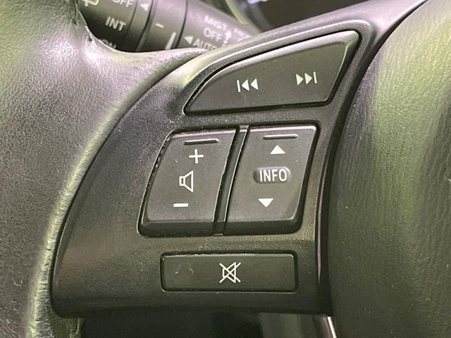 �y�X�e�A�����O�X�C�b�`�z�^�]���A�O������ڐ������炷���ƂȂ��A�I�[�f�B�I���̑��삪�\�ȕ֗��@�\!���S&���K�ȃh���C�u�����o���Ă���܂���