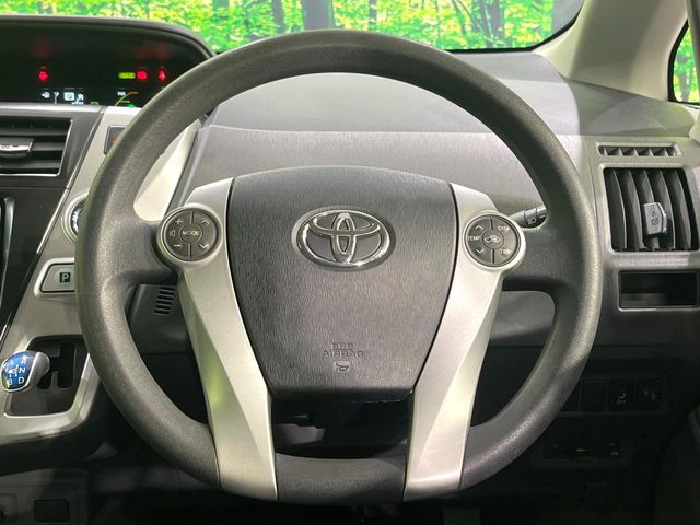 ステアリングも使用感が少なく、きれいな状態となっております♪