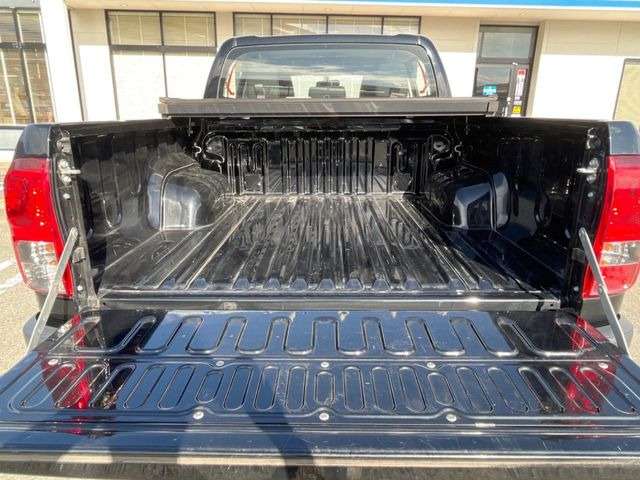 �ύڗ�500kg�̍L�X�Ƃ����f�b�L�́A�V�т���d���܂ő��p�r�Ɏg���܂��B�x�b�h���C�i�[��g�m�J�o�[�̎��t���������k��������