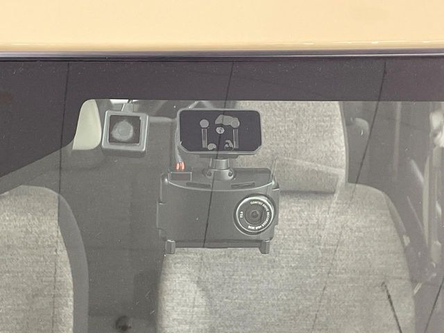 �y�h���C�u���R�[�_�[�z���S�E���S�ȃJ�[���C�t�ɕK�{�̃h���C�u���R�[�_�[�𑕔�!���s���͂������A������^�]�⎖�̂ɑ��������ۂ̏󋵂��f���ŋL�^���A����̃��X�N�ɔ����܂��B