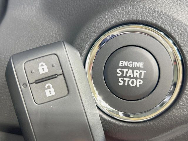 �y�L�[���X�X�^�[�g�V�X�e���z�J�o����|�P�b�g�ɓ��ꂽ�܂܂ł��h�A�̎{���E�������\�ȃX�}�[�g�L�[�𑕔��B�G���W���̃I���E�I�t�����J�M�����o���K�v����������Ƃ��Ă��֗��ł���