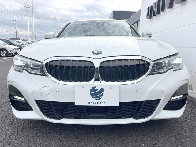 ●ご覧の通り綺麗な状態を維持しているお車ですが、小さなキズの状況や他の箇所のお写真もお送りできます。ご遠方の方でも安心してご検討いただける様、お客様のご希望に応じて出来る限りご対応させていただきます。