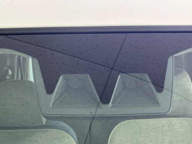 �y�X�}�[�g�A�V�X�g�z���s���ɑO���̎ԗ�����F�����A�Փ˂������Ȏ��͌x��ƃu���[�L�ŏՓˉ���Ɣ�Q�y�����A�V�X�g�B�����S�Ƀh���C�u�����y���݂��������܂��B