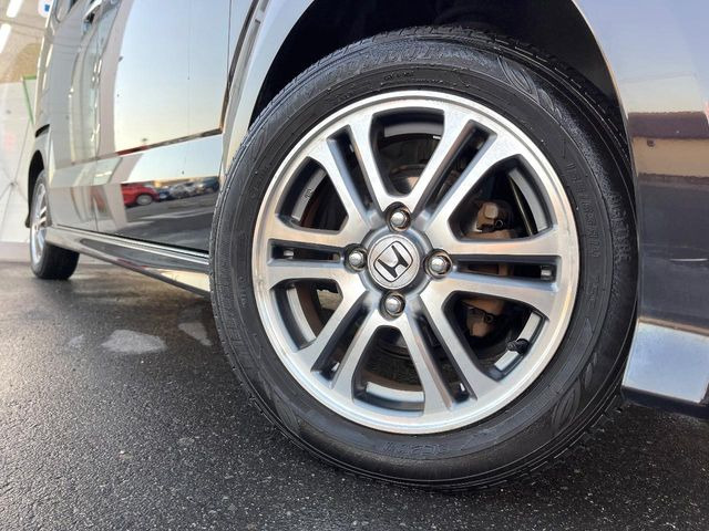 【純正14インチアルミホイール】外観にマッチした純正アルミホイールを装着しております。各種社外アルミホイールや、スタッドレスタイヤも取扱いしております。是非ご相談ください♪
