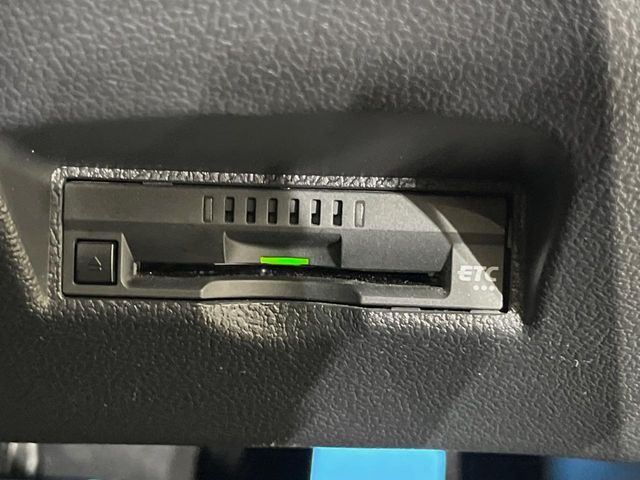 【ETC】高速道路の料金所をストレスなく通過!話題のスポットやサービスエリアに多い「スマートIC」利用時は必須のアイテムです。当店でセットアップを実施、ご納車当日からすぐにご利用いただけます!