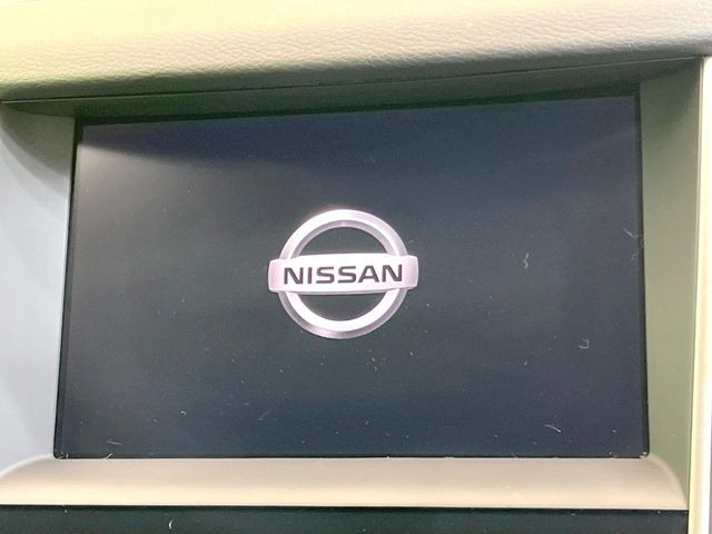 �y�����i�r�z�C���e���A�ɗn�����ރX�^�C���b�V���ȁu��p�݌v�v���[�J�[�i�r�𑕔��􎋔F���⑀�쐫�ȂǊ�{���\�ɂ��D��A���㎿�ȃJ�[���C�t�����y���݂��������܂��B