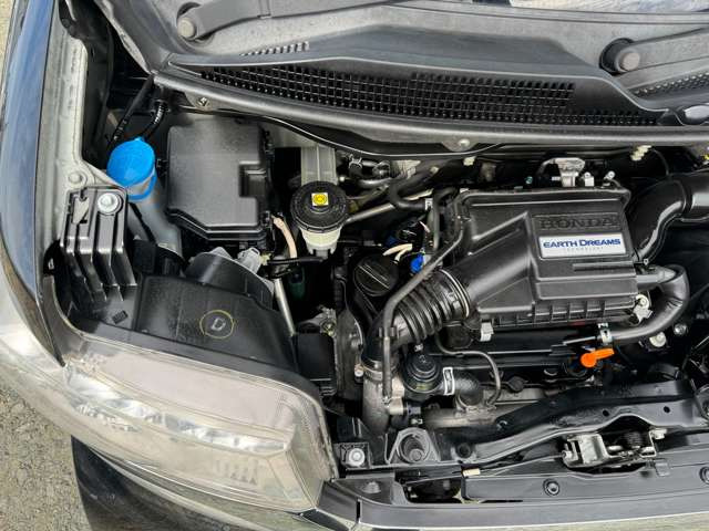 エンジンです!綺麗にコーティング済みです☆