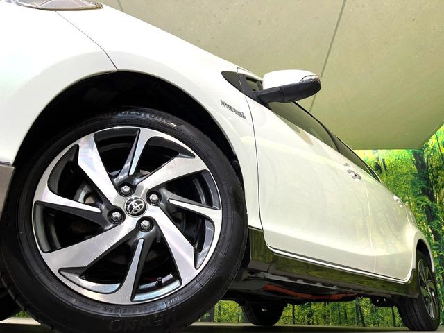 【純正16インチアルミホイール】外観にマッチした純正アルミホイールを装着しております。各種社外アルミホイールや、スタッドレスタイヤも取扱いしております。是非ご相談ください♪