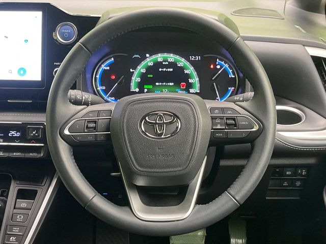 �y�����v�����X�e�A�����O�z�㎿�Ȋv���g�p���邱�ƂŁA��ɂ����������݂ƂĂ��^�]���₷���n���h���ł���