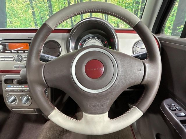 �y�����v�����X�e�A�����O�z�㎿�Ȋv���g�p���邱�ƂŁA��ɂ����������݂ƂĂ��^�]���₷���n���h���ł���