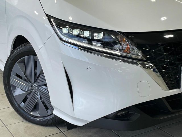 �yLED�w�b�h���C�g�z���V����ԑ��s�����ǍD�Ȏ��E���m�ۂ����S���ĉ^�]�ł��鍂�P�xLED�w�b�h���C�g�𑕔�!�_�����x�������A����d�͂��}�����Ă��܂��B