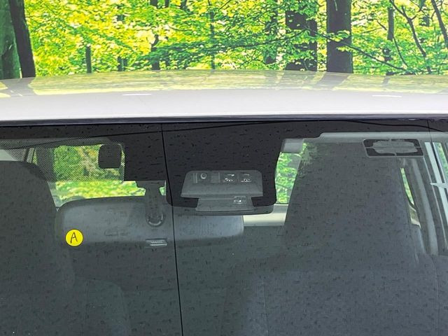 �y�v���N���b�V���Z�[�t�e�B�z�O���̎ԗ��������m���A�Փ˂������Ȏ��͌x��Œ��ӂ𑣂��A�u���[�L�𓥂ޗ͂��T�|�[�g�B�u���[�L�𓥂߂Ȃ������ꍇ�͏Փ˔�Q�y���u���[�L���쓮�A�Փˉ�����T�|�[�g���܂��B