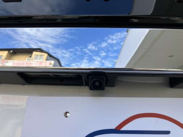 �o�b�N�J����!