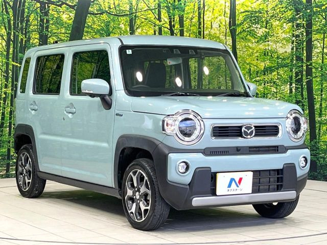 高透明度のガラス皮膜で撥水はもちろん、上質なツヤ・光沢を実現。紫外線や酸性雨から大切な愛車を保護し、色あせ・劣化を防止。「弾スプラッシュコート」、「弾プリミッサコート」からお選びいただけます。