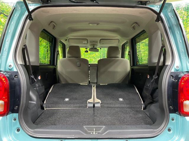 ���i�̂���������ʋ΁A���}���ɏ\���ȉ׎��X�y�[�X���m�ۂ��Ă���܂��B�Z�J���h�V�[�g��|���ƁA�傫�ȉו��̐ύڂ��\�ł���