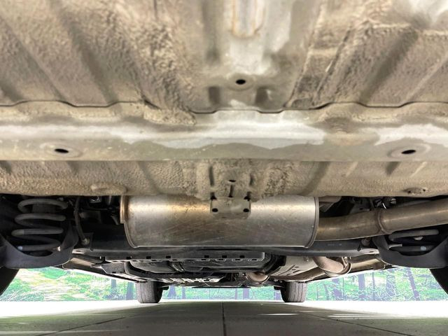 下回りがきれいなうちに、防錆加工の施工がオススメ。降雪地域はもちろん、沿岸部にお住いの方や、趣味でマリン・ウィンタースポーツをされる方にご好評いただいております。