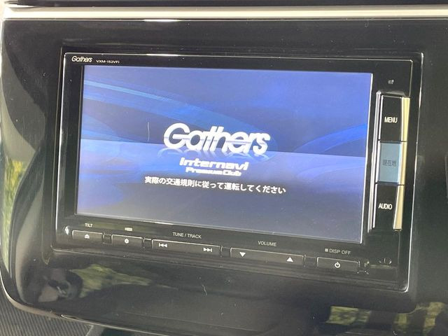 �y�����i�r�z�l�C�̏����i�r�𑕔����Ă���܂��B�i�r�̎g���₷���͂������A�I�[�f�B�I�@�\���[��!�L�����v�◷�s�͂������A�ʋ΂┃�����ȂǕ��i�̃h���C�u���y�����Ȃ�͂���