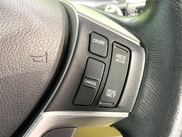 �y�N���[�Y�R���g���[���z�������H�����N���N���s�B�A�N�Z���𗣂��Ă���葬�x�ő��s���ł��A�������^�]���̕��S���y��!�����E�������ȒP�ȃX�C�b�`����Œ����ł��܂��B