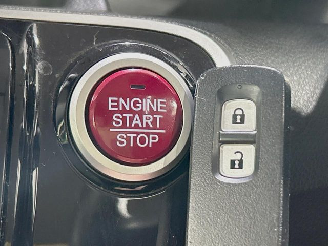 �y�X�}�[�g�L�[�z�J�o����|�P�b�g�ɓ��ꂽ�܂܂ł��h�A�̎{���E�������\�ȃX�}�[�g�L�[�𑕔��B�G���W���̃I���E�I�t�����J�M�����o���K�v����������Ƃ��Ă��֗��ł���