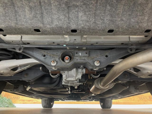 下回りがきれいなうちに、防錆加工の施工がオススメ。降雪地域はもちろん、沿岸部にお住いの方や、趣味でマリン・ウィンタースポーツをされる方にご好評いただいております。