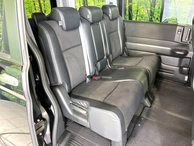 ���ڒ����̓E�H�[�N�X���[�ƂȂ��Ă���܂��B���ڂƎO��ڂ̈ړ�����~�肪�Ƃ��Ă��y�ɂȂ�̂ŁA���~��̍ۂ��X�g���X�������邱�Ƃ͂���܂����