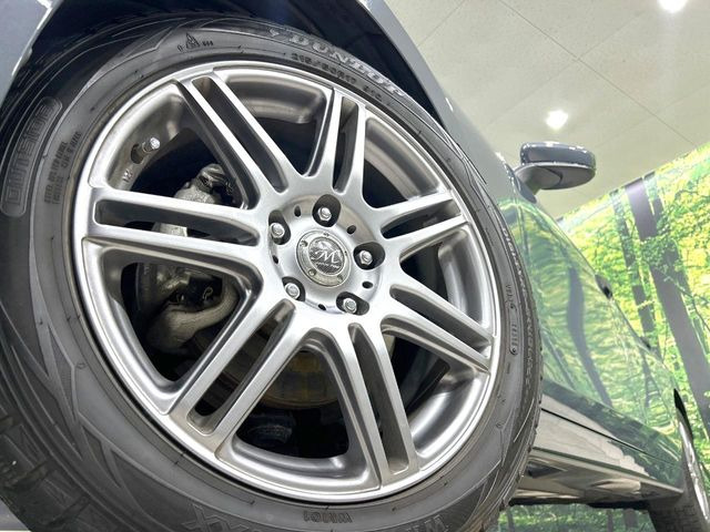 �y17�C���`�A���~�z�C�[���z�O�ςɃ}�b�`�����A���~�z�C�[���𑕒����Ă���܂��B�e��A���~�z�C�[����A�X�^�b�h���X�^�C�����戵�����Ă���܂��B���񂲑��k����������